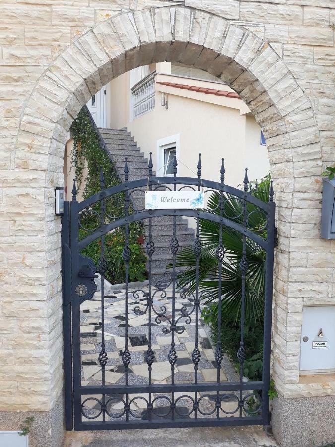 Apartmani Slavko 파자나 외부 사진